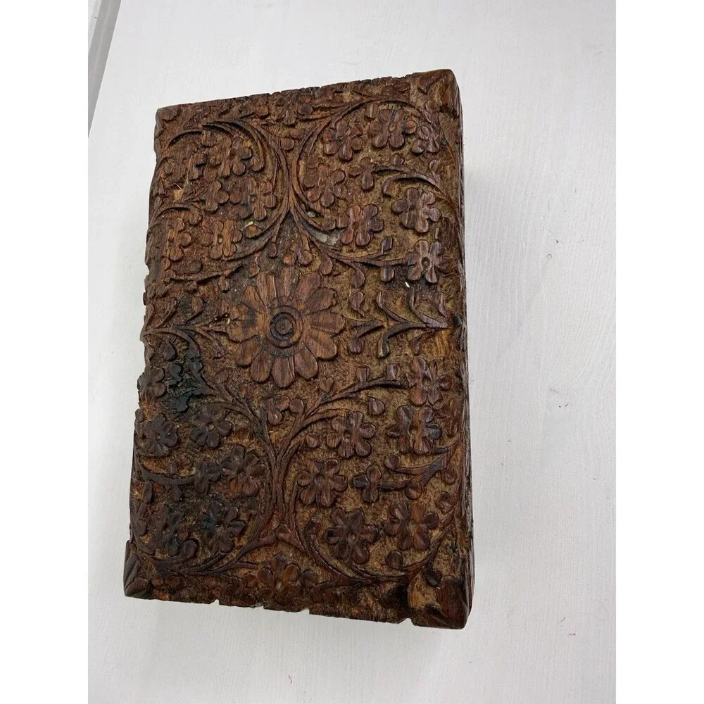 Vintage Hand Carved Wooden Jewelry Box Floral Relief Trinket Box Velvet Lined￼